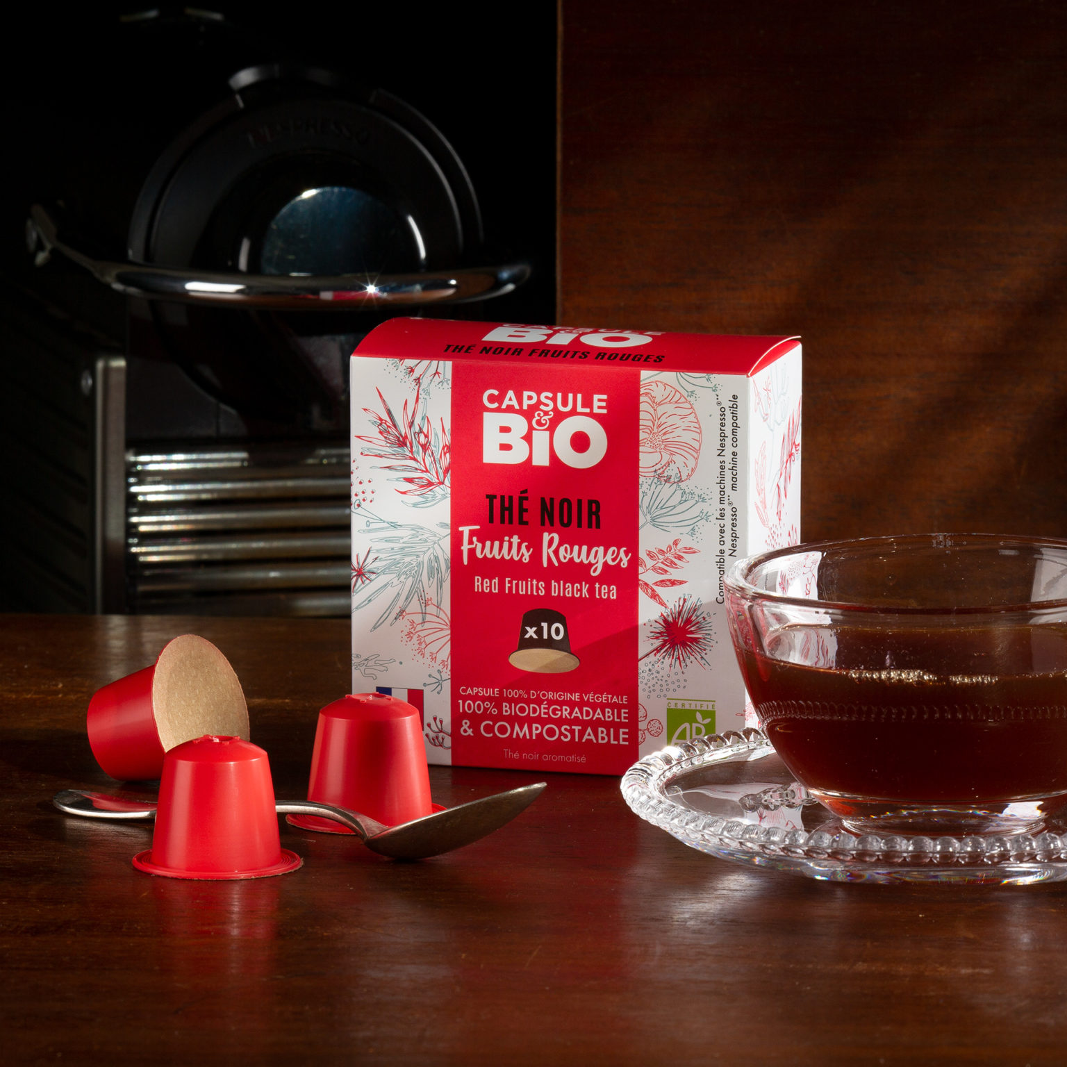 capsule thé noir bio fruits rouges, capsules compatibles machines café nespresso, capsules biodégradables, made in France par Capsulebio